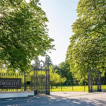 Domaine Les Sources De Szálloda Dieulefit