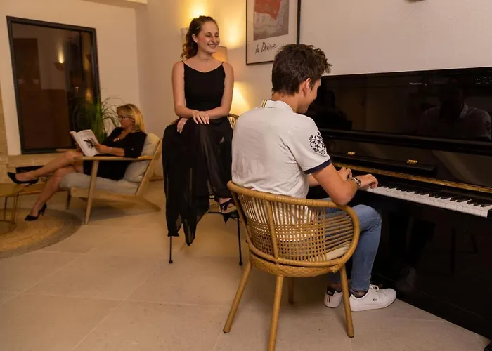 Domaine Les Sources De Hotel