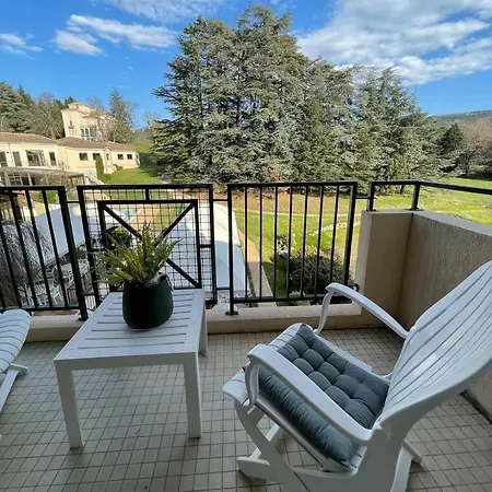 Domaine Les Sources De 3* Dieulefit