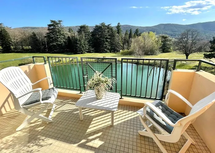 Domaine Les Sources De 3*